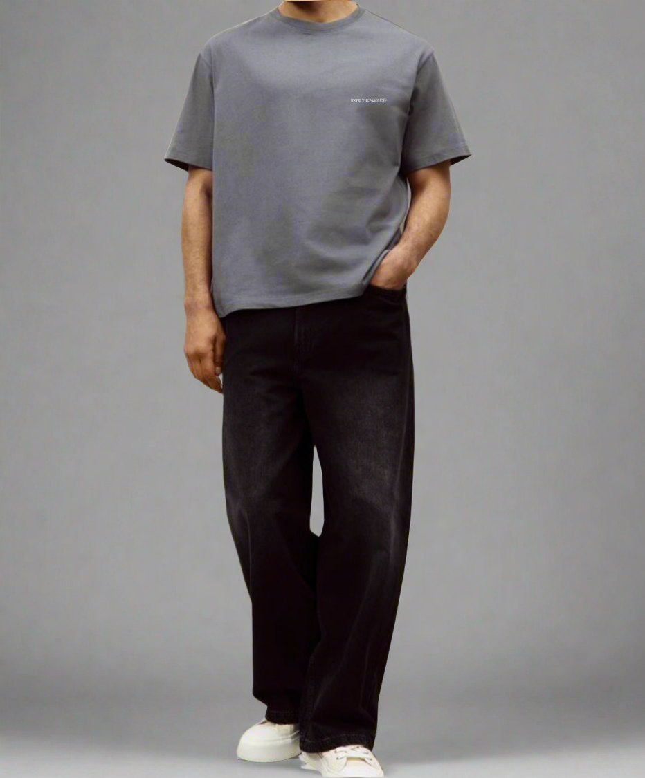 UNTIL THE VERY END Oversized t-shirt